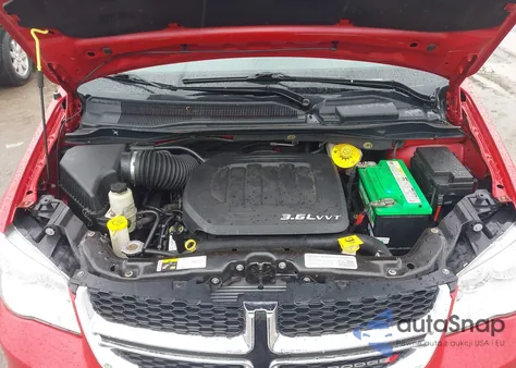 2014 Dodge Grand Caravan Sxt z USA, uszkodzony, nr VIN 2C4RDGCGXER321408